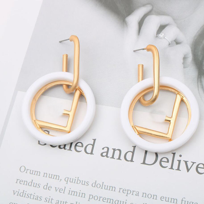 18K Gold Plated Designer Earrings Stud Designers Brand Geometry Letters Fashion Women Earring Wedding Party Jewerlry Classic Style ER0430-ER0434, Golden;silver
18K Gold Plated Designer Earrings Stud Designers Brand Geometry Letters Fashion Women Earring Wedding Party Jewerlry Classic Style ER0430-ER0434, Golden;silver