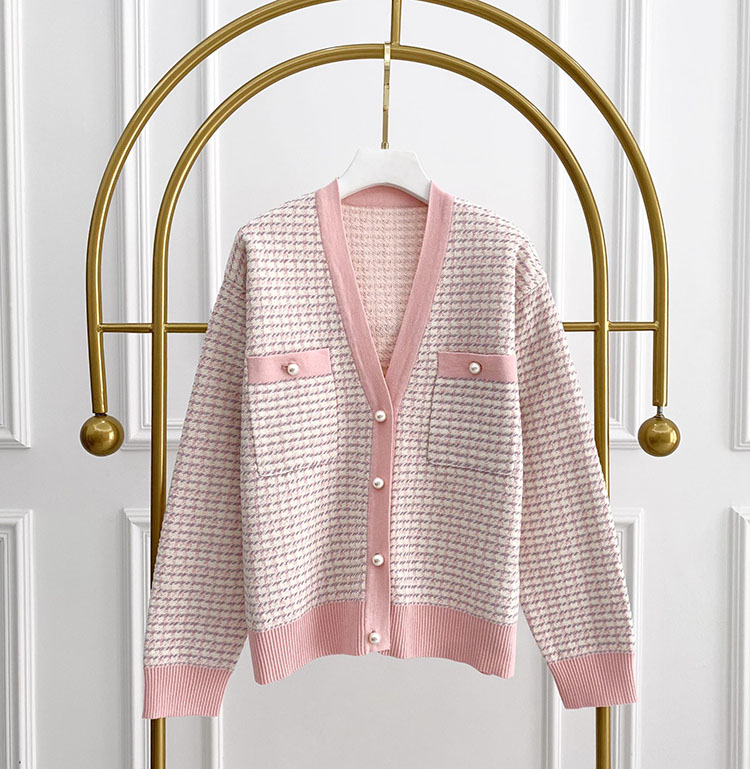 The new pocket long sleeved sweater is elegant generous. It designed for comfortable autumn and winter. xqnm724 5018, Postage
The new pocket long sleeved sweater is elegant generous. It designed for comfortable autumn and winter. xqnm724 5018, Postage