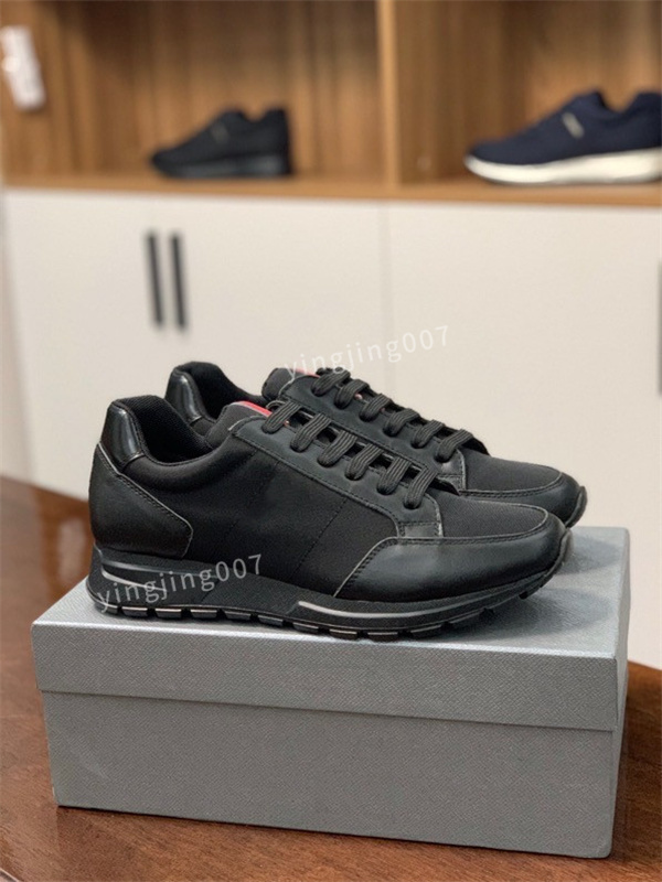 2021 Women Man Brand Designers Boots Rois Military Inspired Combat Boots Nylon Bouch attached to the Ankle with bag Thick Soled Martin Boot Shoes 39-46, 14
2021 Women Man Brand Designers Boots Rois Military Inspired Combat Boots Nylon Bouch attached to the Ankle with bag Thick Soled Martin Boot Shoes 39-46, 14