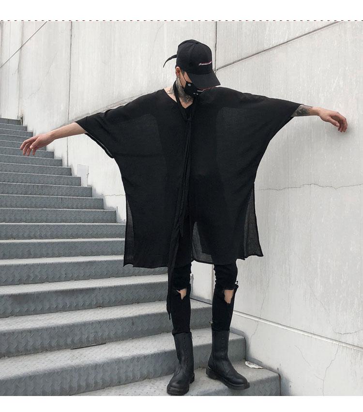 Men's T-Shirts Fashion Dark Medium-length Loose Seven-sleeve T-shirt Hairdresser Young Bat, Black
Men's T-Shirts Fashion Dark Medium-length Loose Seven-sleeve T-shirt Hairdresser Young Bat, Black