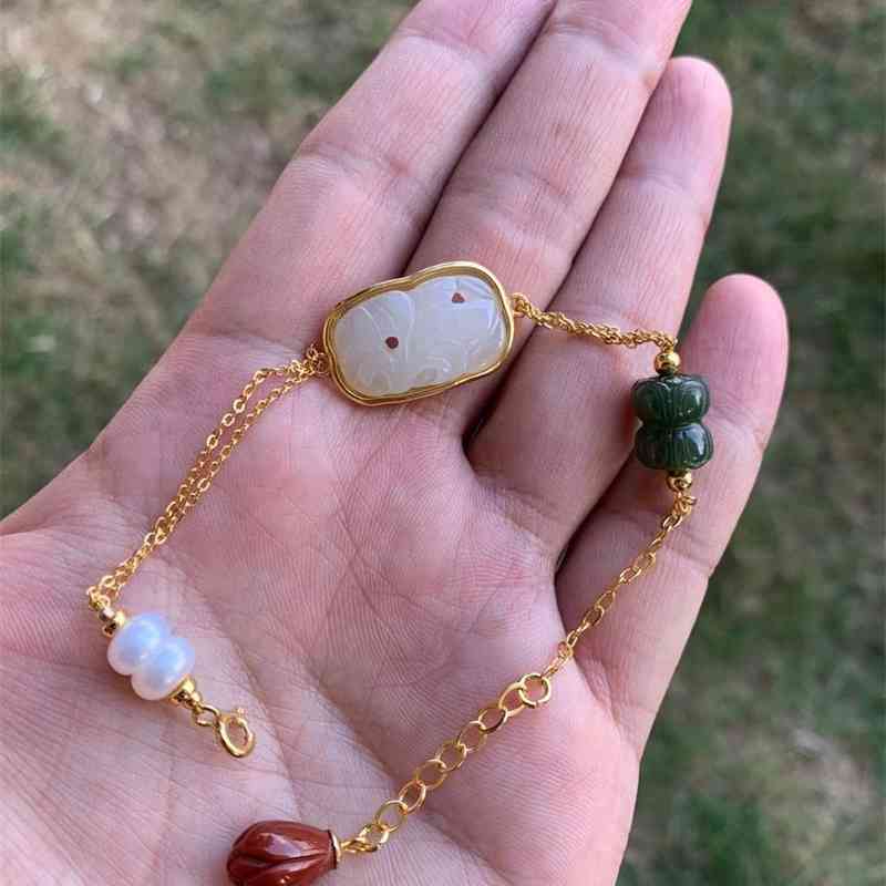 Emerald fish 925 Silver Natural Hetian jade inlaid hand steak Qinghai Qingnan Red Pearl ethnic style DIY Bracelet, Black
Emerald fish 925 Silver Natural Hetian jade inlaid hand steak Qinghai Qingnan Red Pearl ethnic style DIY Bracelet, Black