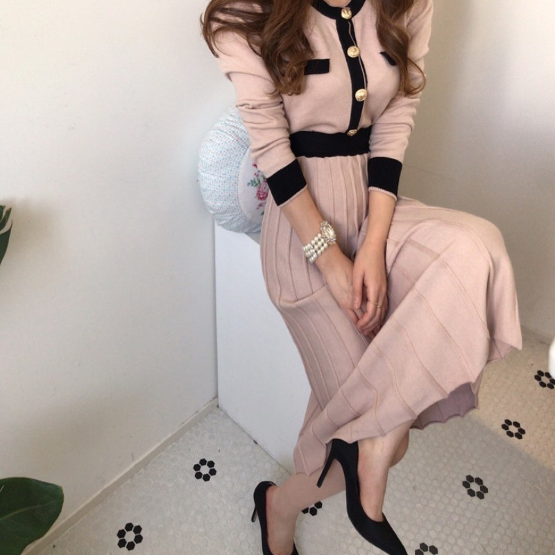 Korean Autumn Knitted Women Hit Color Patchwork Full Sleeve Single-Breasted Elegant Ladies Long Pleated Dress Vestidos 210519