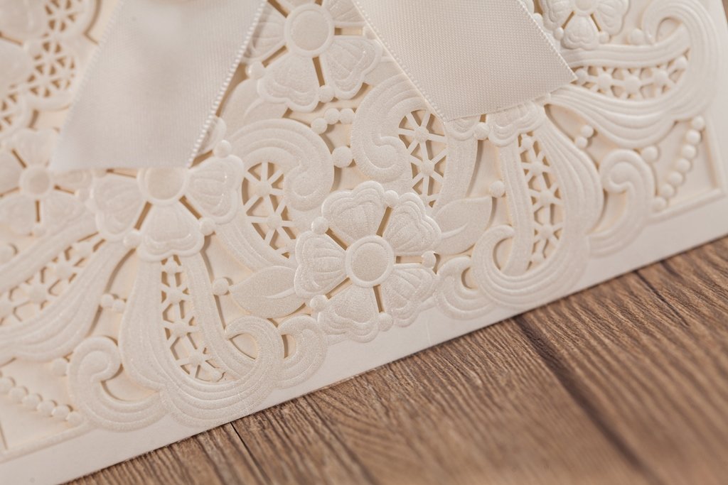 2021 Wishmade Laser Cut Wedding Invitations Kit with RSVP Cards and Thank You Card Bowknot Pearl Hollow Floral Customizable