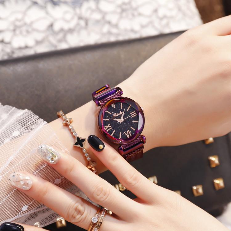 Wristwatches The Stars Women's Watch Roman Numerals Magnet Belt Watches Women Milan With Fashion
Wristwatches The Stars Women's Watch Roman Numerals Magnet Belt Watches Women Milan With Fashion