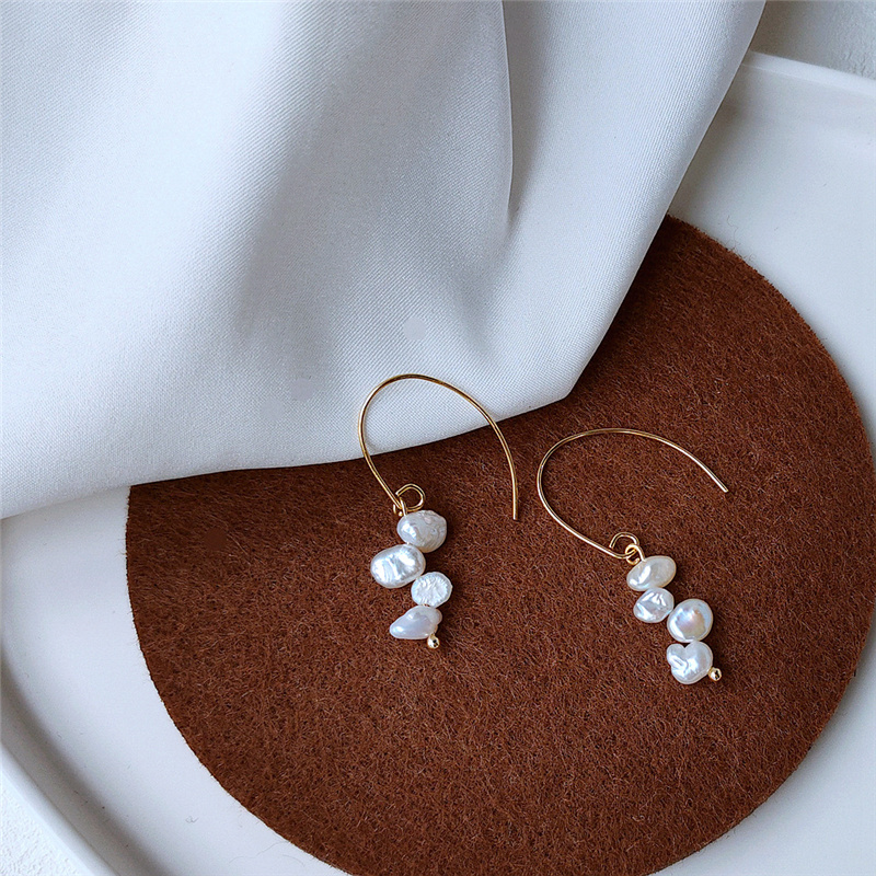 925 silver small irregular pearl modelling fashion drop earring dangle elegant temperament joker sweet pearls women fine earrings trend
925 silver small irregular pearl modelling fashion drop earring dangle elegant temperament joker sweet pearls women fine earrings trend