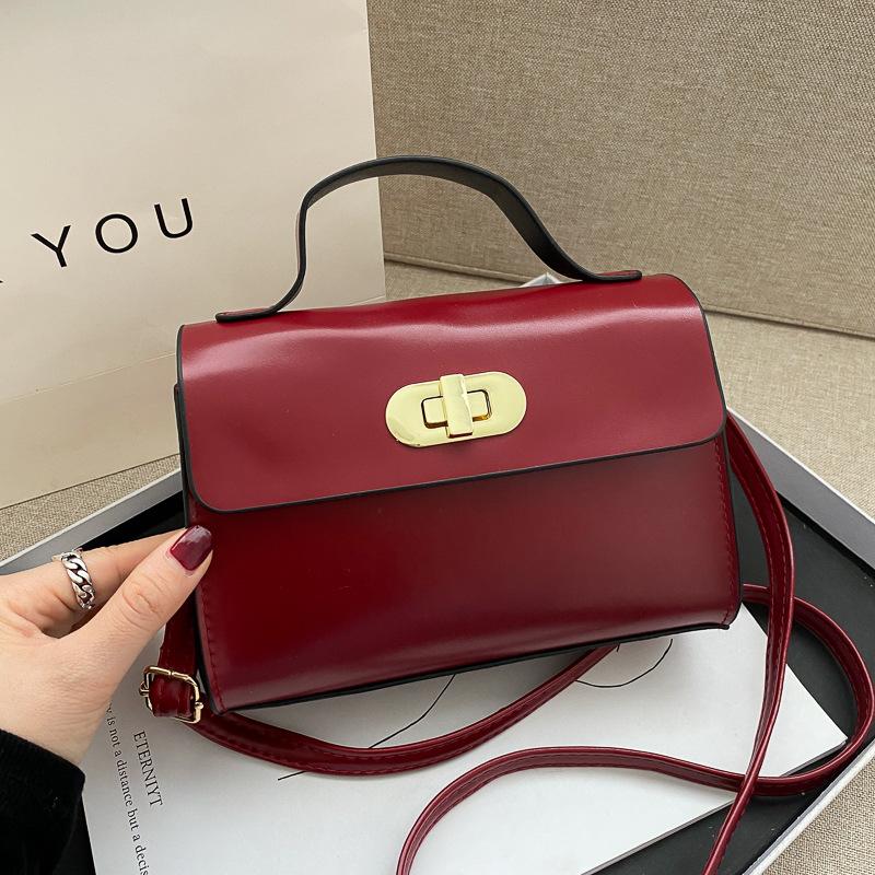 Evening Bags Women Korea Japanese Crossbody Bag Simple Messenger Small PU Leather Shoulder Female Handbags Designer Purse Bolsas
Evening Bags Women Korea Japanese Crossbody Bag Simple Messenger Small PU Leather Shoulder Female Handbags Designer Purse Bolsas