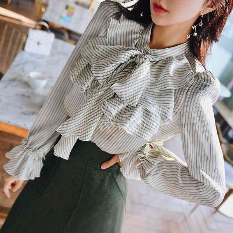 Dabuwawa Elegant Bow Ruffle Blouse Women Casual Butterfly Long Sleeve Striped Loose Shirts Tops Female Spring Autumn DO1AST046 210520