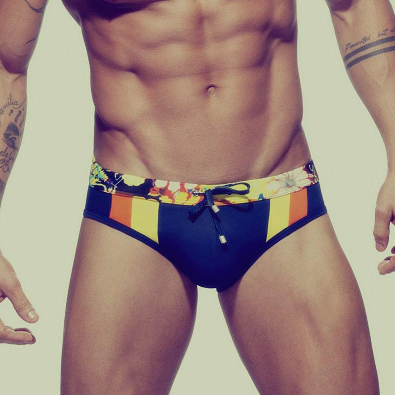 Mens Swim Briefs Sexy Bikini Swimwear Swimming Trunks Gay Swimsuit Bathing Suit Beach Wear Shorts Desmiit 2021 Zwembroek Man One-Piece Suits
Mens Swim Briefs Sexy Bikini Swimwear Swimming Trunks Gay Swimsuit Bathing Suit Beach Wear Shorts Desmiit 2021 Zwembroek Man One-Piece Suits
