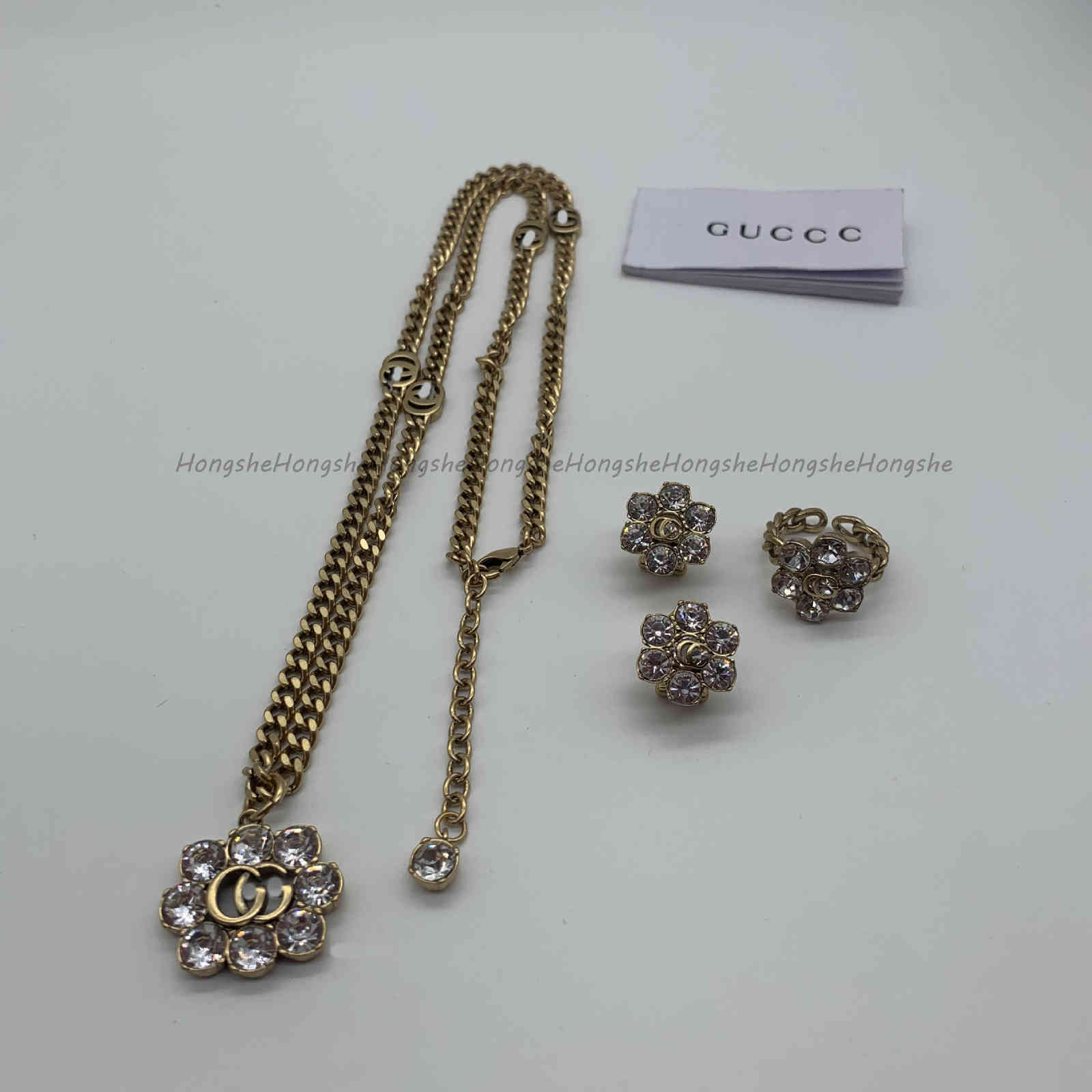 70% OFF Luxury Jewelry 2021 new gujia square zircon necklace ring earrings women's double letter fashion suit women, Gift box 4
70% OFF Luxury Jewelry 2021 new gujia square zircon necklace ring earrings women's double letter fashion suit women, Gift box 4