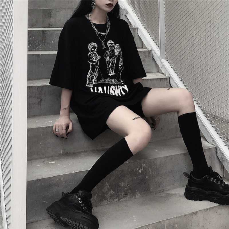 Summer Korean gothic female tees Harajuku dark fashion loose large size hip-hop streetwear tops Ulzzang punk clothing 210608, Black
Summer Korean gothic female tees Harajuku dark fashion loose large size hip-hop streetwear tops Ulzzang punk clothing 210608, Black
