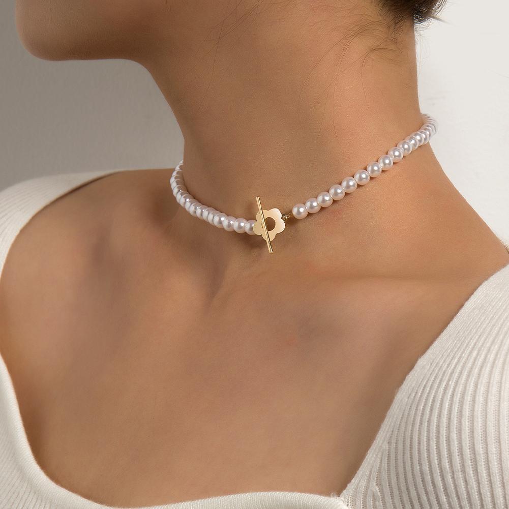 Simple Black Crystal Beads Choker Necklace Fashion Ot Buckle Short Flower Necklace for Women Bohemian Female Jewelry Y0309