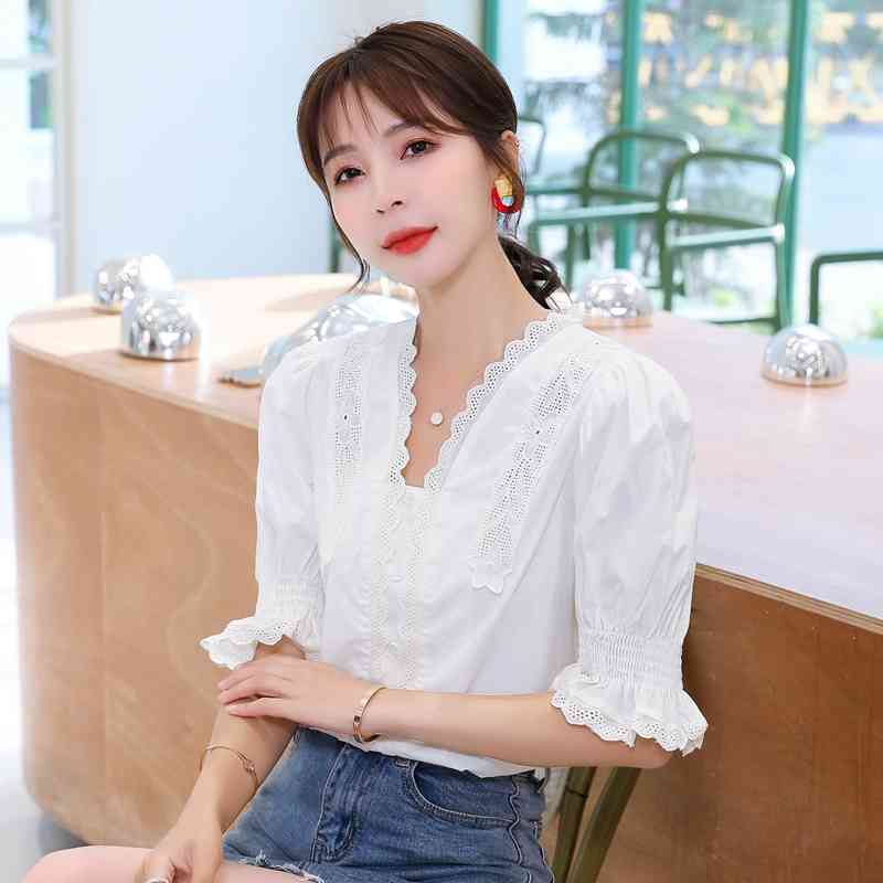 Casual V-neck Lace White Shirts Solid Color Puff Sleeve Summer Blouse for Women Womens Tops and Blouses Blusas 10204 210506