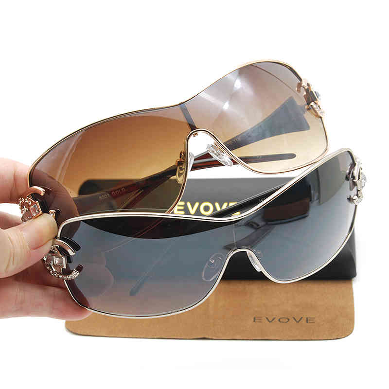 Evove Diamond Sunglasses Women One-piece Luxury Brand Sun Glasses for Woman Rhinestone Ladies Female Shades 2020 Case
Evove Diamond Sunglasses Women One-piece Luxury Brand Sun Glasses for Woman Rhinestone Ladies Female Shades 2020 Case