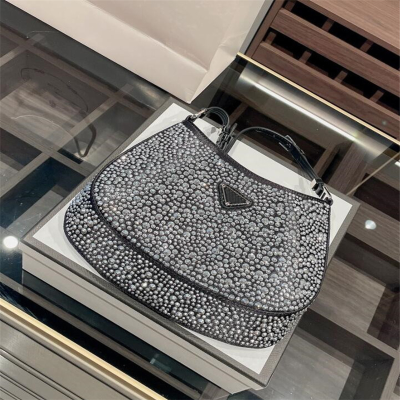 Latest Cleos Womens Designers Tote Shouler Bags Crystal Embellished Satin Handbags High Quality Ladies 2022 Fashion Underarm Purses Bling
Latest Cleos Womens Designers Tote Shouler Bags Crystal Embellished Satin Handbags High Quality Ladies 2022 Fashion Underarm Purses Bling