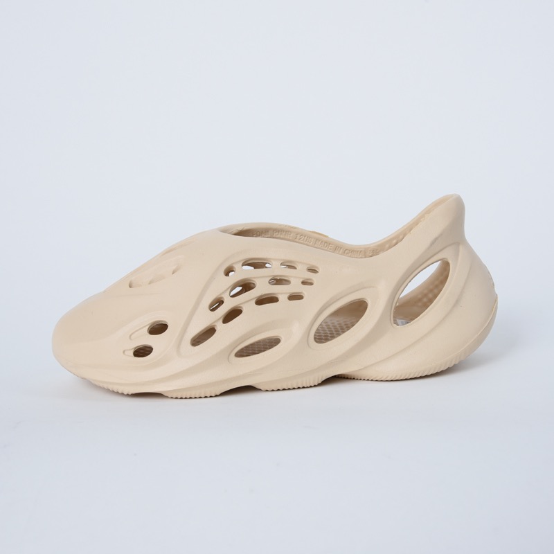 kids Foam Runner Summer Desert sand plat-forme Fashion shoes sandals Triple Black Bone White Green Platform Sandal resin Dark Blue Brown boy and girl Slippers
kids Foam Runner Summer Desert sand plat-forme Fashion shoes sandals Triple Black Bone White Green Platform Sandal resin Dark Blue Brown boy and girl Slippers