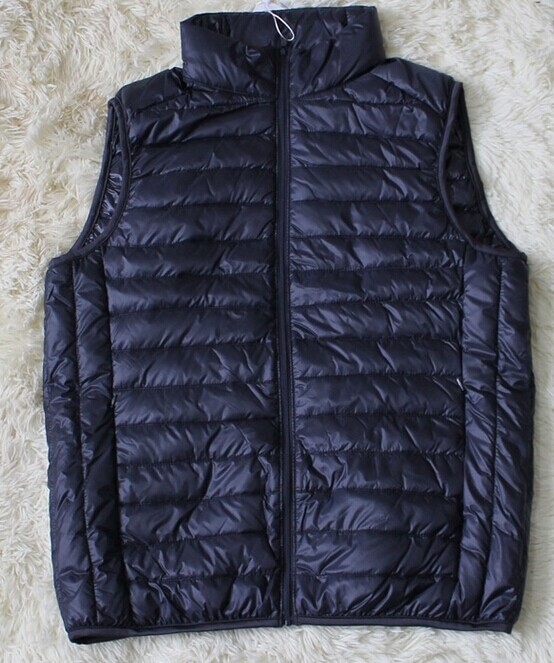 Fall-Men stand collar down jacket vest sports outdoor winter packable & portable duck down jacket no sleeve thermal vest ultra light