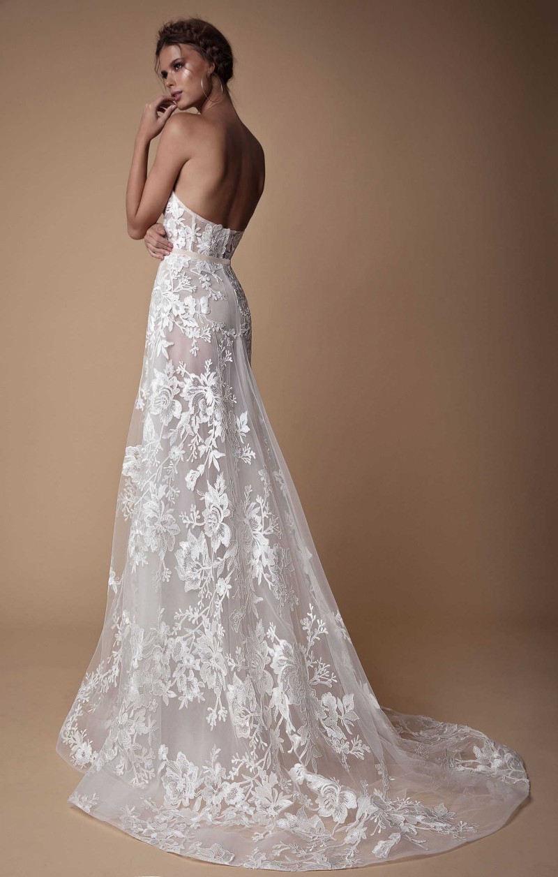 Sweetheart Berta Beach Wedding Dresses Backless Lace Applique Elegant Plus Size Wedding Dress Sweep Train Country Bridal Gown