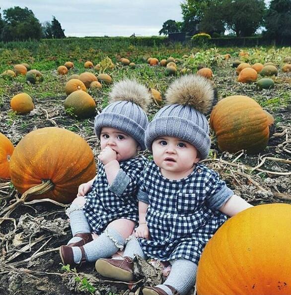 Winter Baby Knitted Hat Infant Ball Caps Crocheted hats For Children Girl Boy Outdoor warmth hats, Send randomly
Winter Baby Knitted Hat Infant Ball Caps Crocheted hats For Children Girl Boy Outdoor warmth hats, Send randomly