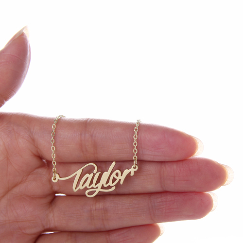 Taylor Personalized Name Necklace for Women Stainless Steel Nameplate Necklaces - 18K Gold Plated Minimalist Jewelry Gift for Her