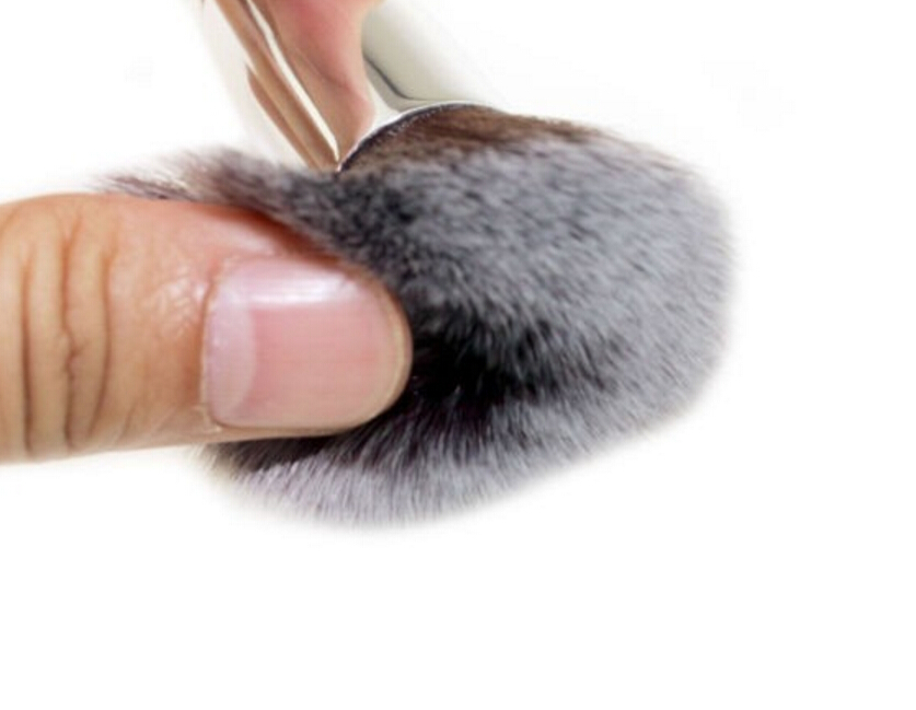 1 pcs Hot Professional Cosmetic Makeup Brushes Tools Powder Blush Foundation Flat Top Make Up Tools