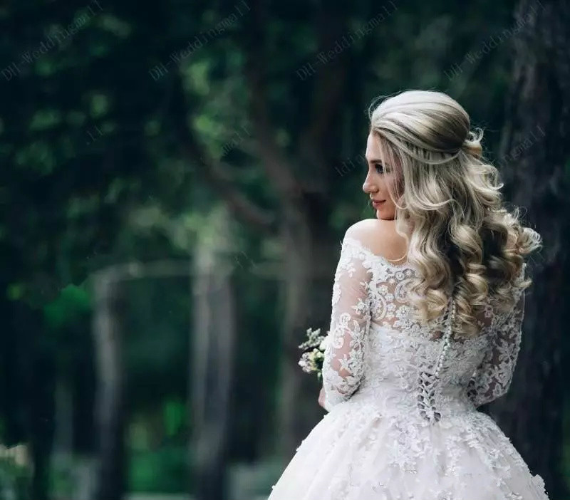 Off The Shoulder Long Sleeve Wedding Dresses With Jacket Lace Applique Sweep Train Country Bridal Gown Luxury Plus Size Wedding Dress