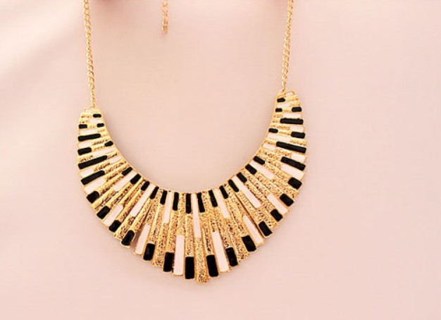 Amazing Deals Fashion Top Selling Colorful Enamel Big Bib Statement Collar Necklace Christmas Gifts For Women