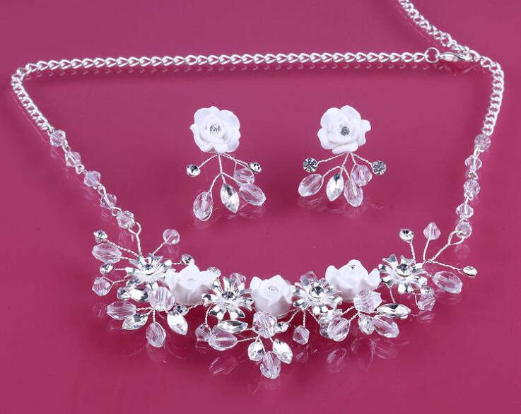 Bridal crowns jewelry Romantic Rhinestone Tiara Necklace Earring Set Bridal Wedding Accessories Party Jewelry Wedding Accessories HT031