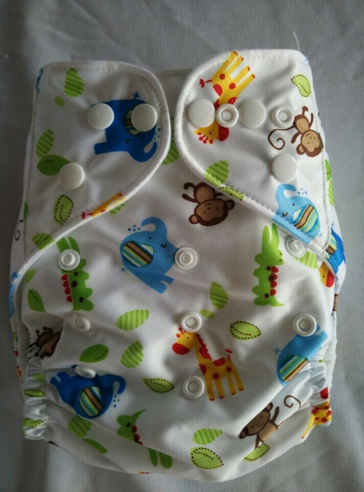 2016 hot sale Wholesale 10pcs Cartoon Baby Diapers Nappies without Inserts Double Row Snaps Prints baby Diapers