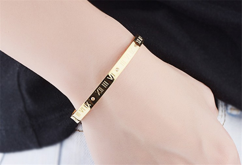 Vecalon Fashion Rome figures Lovers Anniversary Bangle Simulated diamond Cz Titanium Steel Party wedding Bracelet For women men Gift