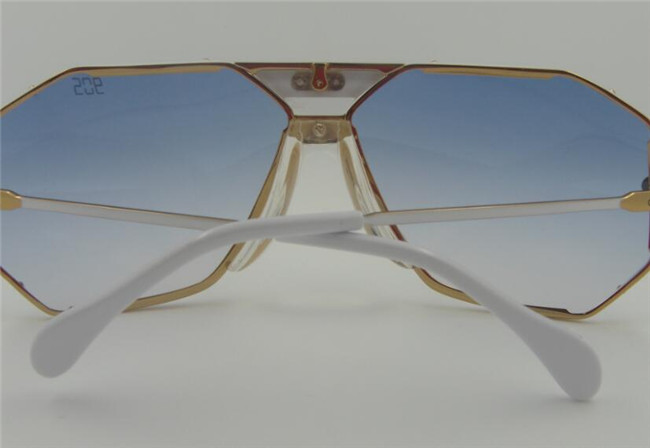 2018 FASHION MOD905 VINTAGE SUNGLASSES WHITE/GOLD FRAME BLUE LENS BRAND NEW WITH ORIGINAL BOX
2018 FASHION MOD905 VINTAGE SUNGLASSES WHITE/GOLD FRAME BLUE LENS BRAND NEW WITH ORIGINAL BOX