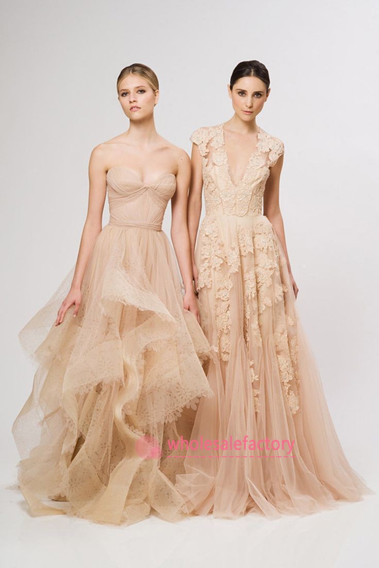 Cheap Blush Champagne V Neck Lace Wedding Dresses Reem Acra Puffy A Line Bridal Gowns Vintage Country Garden Wedding Dresses BO6089