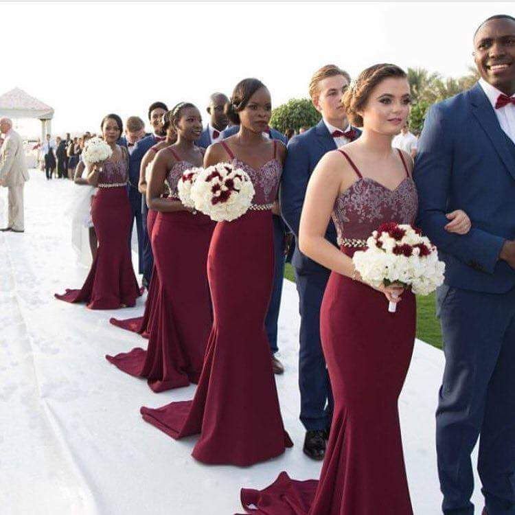 Cheap Burgundy Mermaid Lace Bridesmaids Dresses Spaghetti Straps Beaded Wedding Guest Dress Sweep Train Long Maid Of Honor Gowns
Cheap Burgundy Mermaid Lace Bridesmaids Dresses Spaghetti Straps Beaded Wedding Guest Dress Sweep Train Long Maid Of Honor Gowns