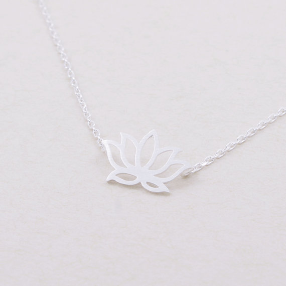 10PCS Gold Silver Color Tiny Lotus Necklace Lotus Flower Necklace Petal Bloom Blossom Necklaces Plant Jewelry for lady women