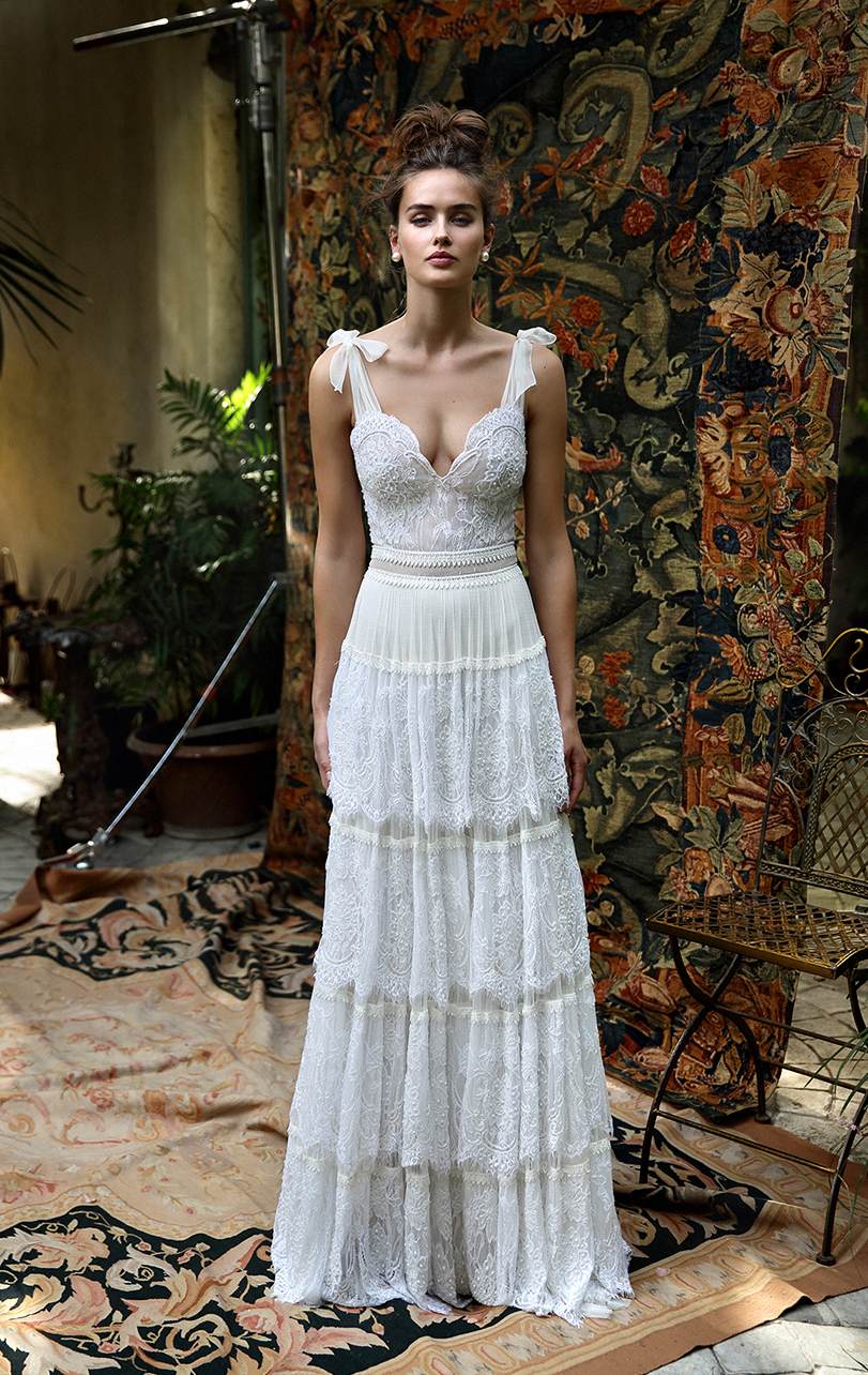 Lace Dresses Deep V Neck Lihi Hod Tiers Backless Bridal Dress Sweep Train Bow Spring Beach Beads Wedding Gowns