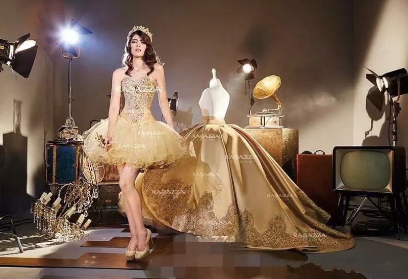 Gold Embrodiery Appliques corset Gothic Quinceanera Dresses with Detachable cathedral train Sweet 16 Birthday Party Pageant Masquerade Dress