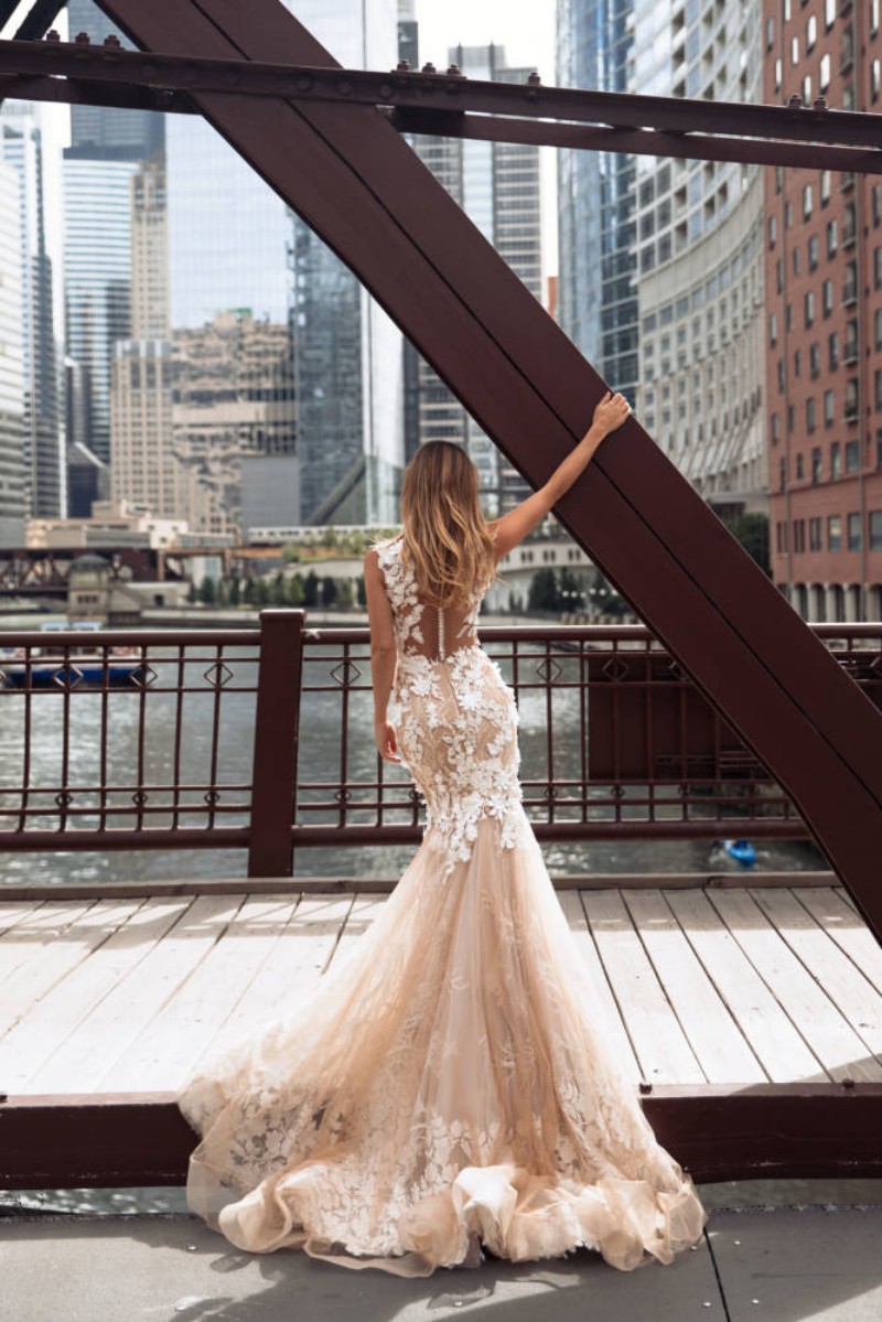 Champagne Mermaid Wedding Dresses Lace Appliques Illusion Bridal Gowns Custom Made Chic Beach Wedding Dresses Vestido De Novia