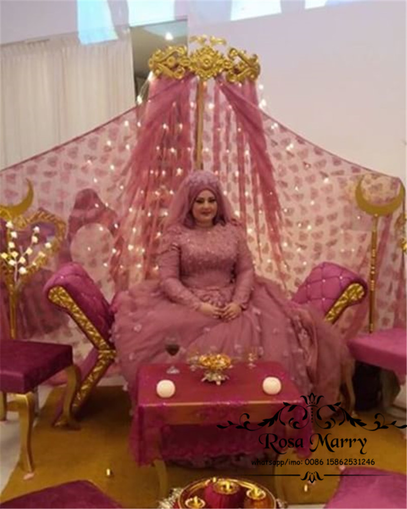 Pink Muslim Hijab Ball Gown Wedding Dresses 2020 High Neck 3D Floral Long Sleeves Vintage Lace Plus Size Islamic Kaftan Abayas Bridal Gowns