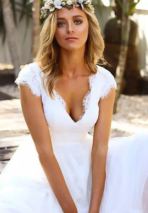 Elegant 2018 Lace And Tulle Ankle Length Bohemian Country Wedding Dresses Cheap V Neck Short Sleeve Boho Beach Bridal Gowns EN12052