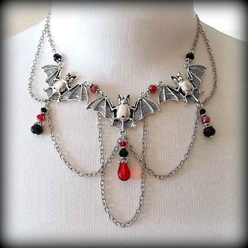 Fashion Multi Element Choker Creative Design Vintage Bat Chokers Necklace Trendy Classic Crystal Pendant Necklaces Jewelry For Women
Fashion Multi Element Choker Creative Design Vintage Bat Chokers Necklace Trendy Classic Crystal Pendant Necklaces Jewelry For Women