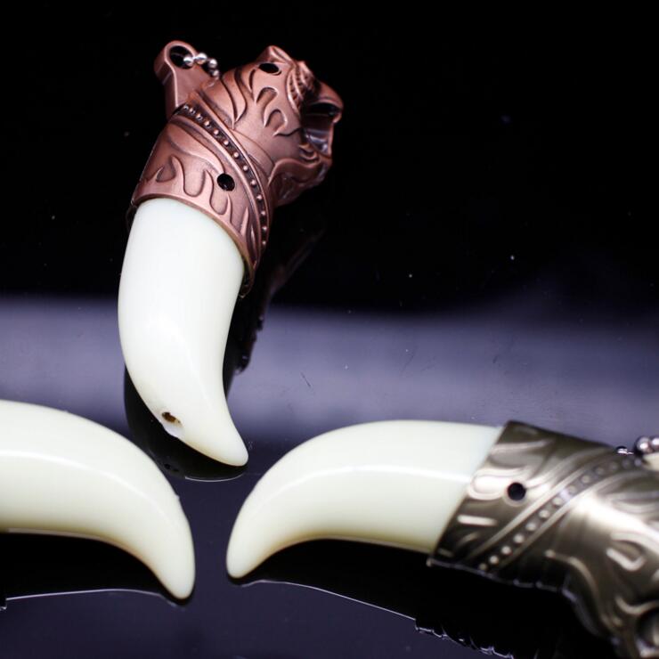 tiger windproof Inflatable Keychain Metal lighter Cigarette Butane Cigar Gas Lighters For Smoking Pipes bongs Accessories Tools W260202