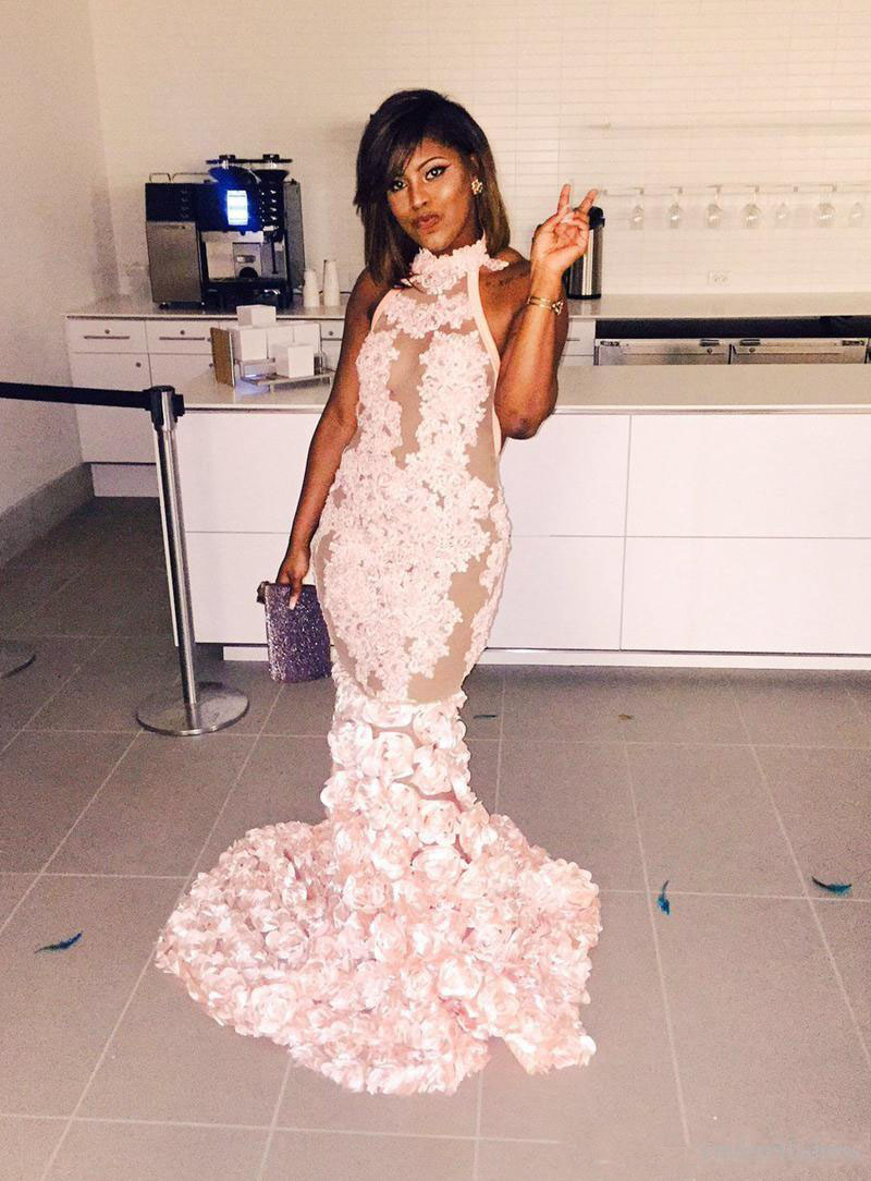 Blush 3D Appliqued Long Prom Dresses Halter High Neck See Through Flowers Long Train Evening Wear Formal Party Gowns