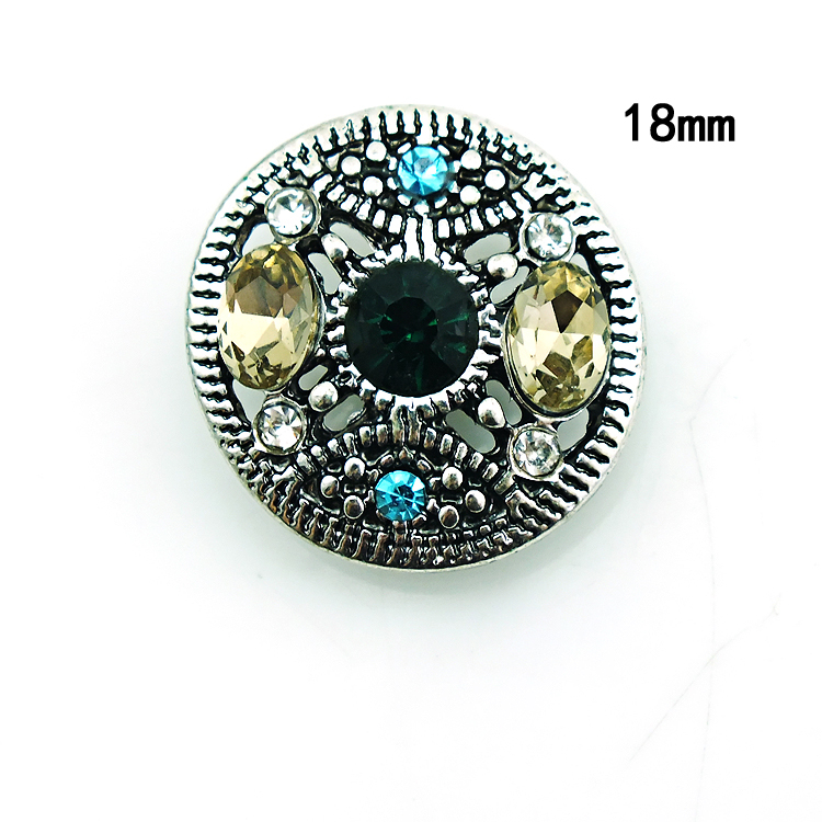 High Quantity 18mm Snap Buttons Fashion 3 Color Pierced Crystal Metal Ginger Clasps DIY Noosa Chunks Jewelry Accessories