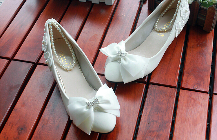 Fashion Holy White Wedding Shoes Pear Anklets Applique Bow Rhinestones Various Heels to Choose Walking Graceful Events Bridal Shoes