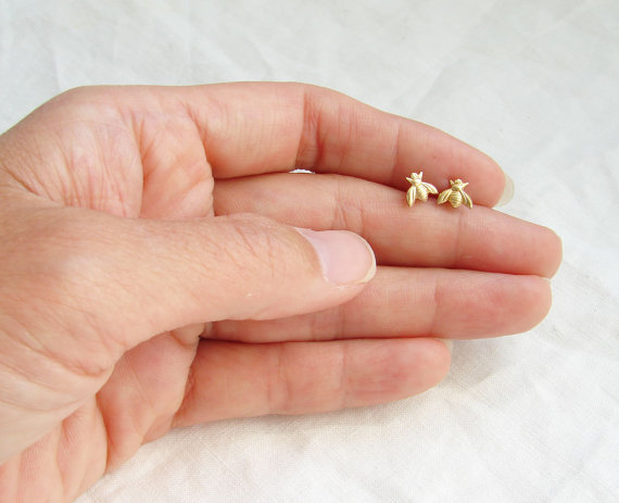 Europe and the United States Zinc-alloy bee earrings order jewelry as gifts for friends
Europe and the United States Zinc-alloy bee earrings order jewelry as gifts for friends