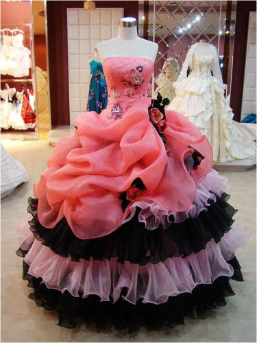 2015 New Ball Gowns Quinceanera Dresses Strapless with Embroidery Beading Appliques Flower Sweet 16 Dresses 15 Years Prom Party Gowns QS71, Black
2015 New Ball Gowns Quinceanera Dresses Strapless with Embroidery Beading Appliques Flower Sweet 16 Dresses 15 Years Prom Party Gowns QS71, Black