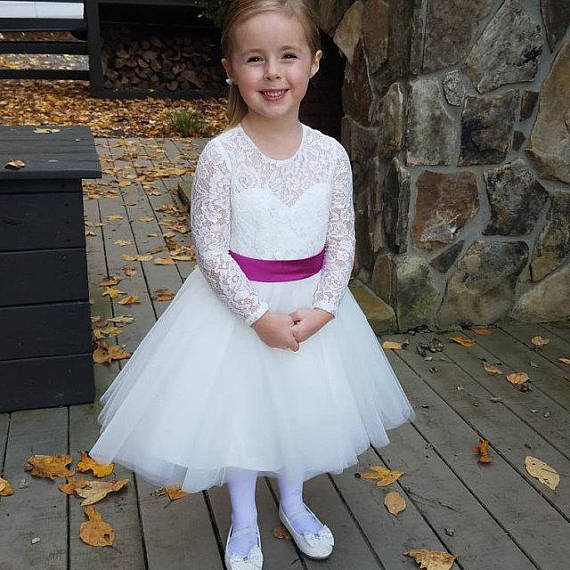 fairy lace flower girls dresses soft tulle with lace detachbale bow tea length soft tulle with big bow girls party dresses fast ship, Same as picture
fairy lace flower girls dresses soft tulle with lace detachbale bow tea length soft tulle with big bow girls party dresses fast ship, Same as picture