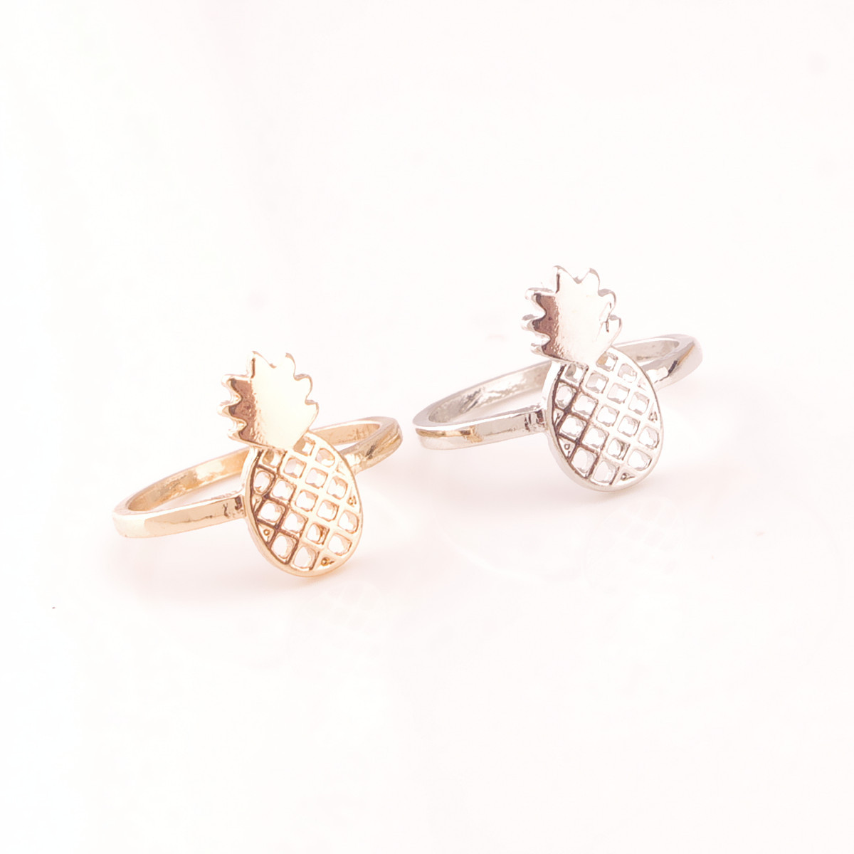 30PCS- Gold Silver Cute Pineapple Rings Lovely Ananas Rings Simple Funny Outline Fruit Rings for Women Ladies Party Gifts