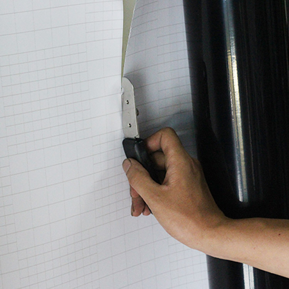 Precision Retractable Cutter for Car Wrap, Scratch-Resistant Utility Knife for Total Control on PPF, Vinyl & Adhesive Film without Damage MO-110