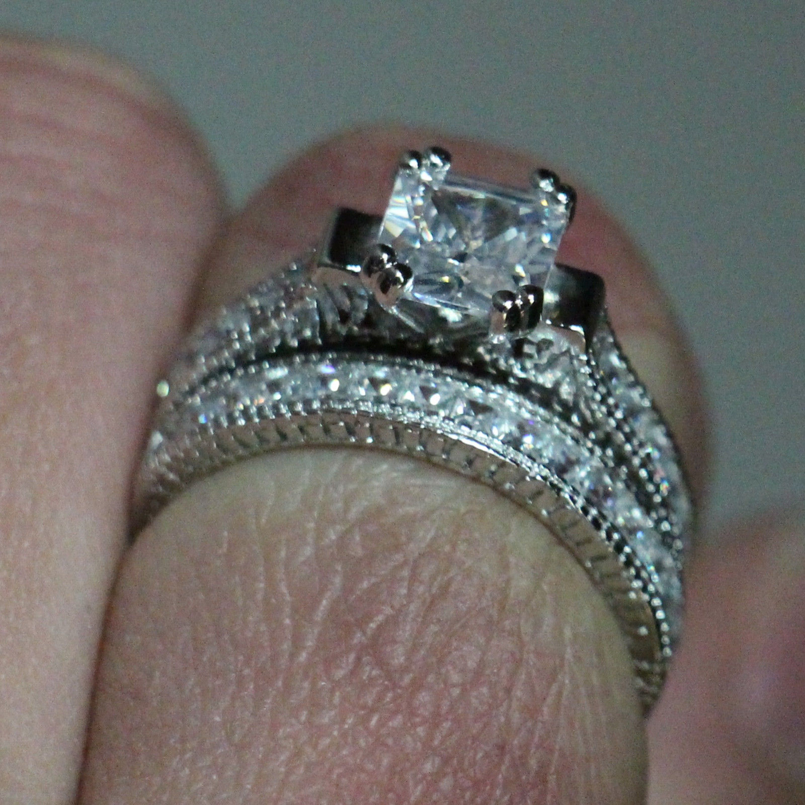 Size 5/6/7/8/9/10 Antique jewelry Nice princess Cut Topaz 14KT White Gold Filled GF Diamonique Wedding Ring Set for love gift