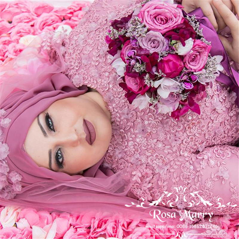 Pink Muslim Hijab Ball Gown Wedding Dresses 2020 High Neck 3D Floral Long Sleeves Vintage Lace Plus Size Islamic Kaftan Abayas Bridal Gowns